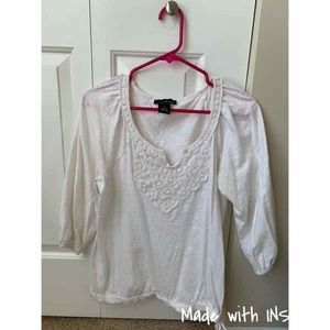 White 3/4 sleeve blouse